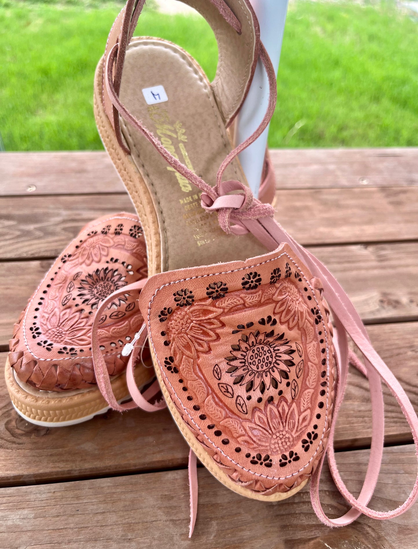 Rosalía Pink Lace Up Mexican Sandals Huaraches