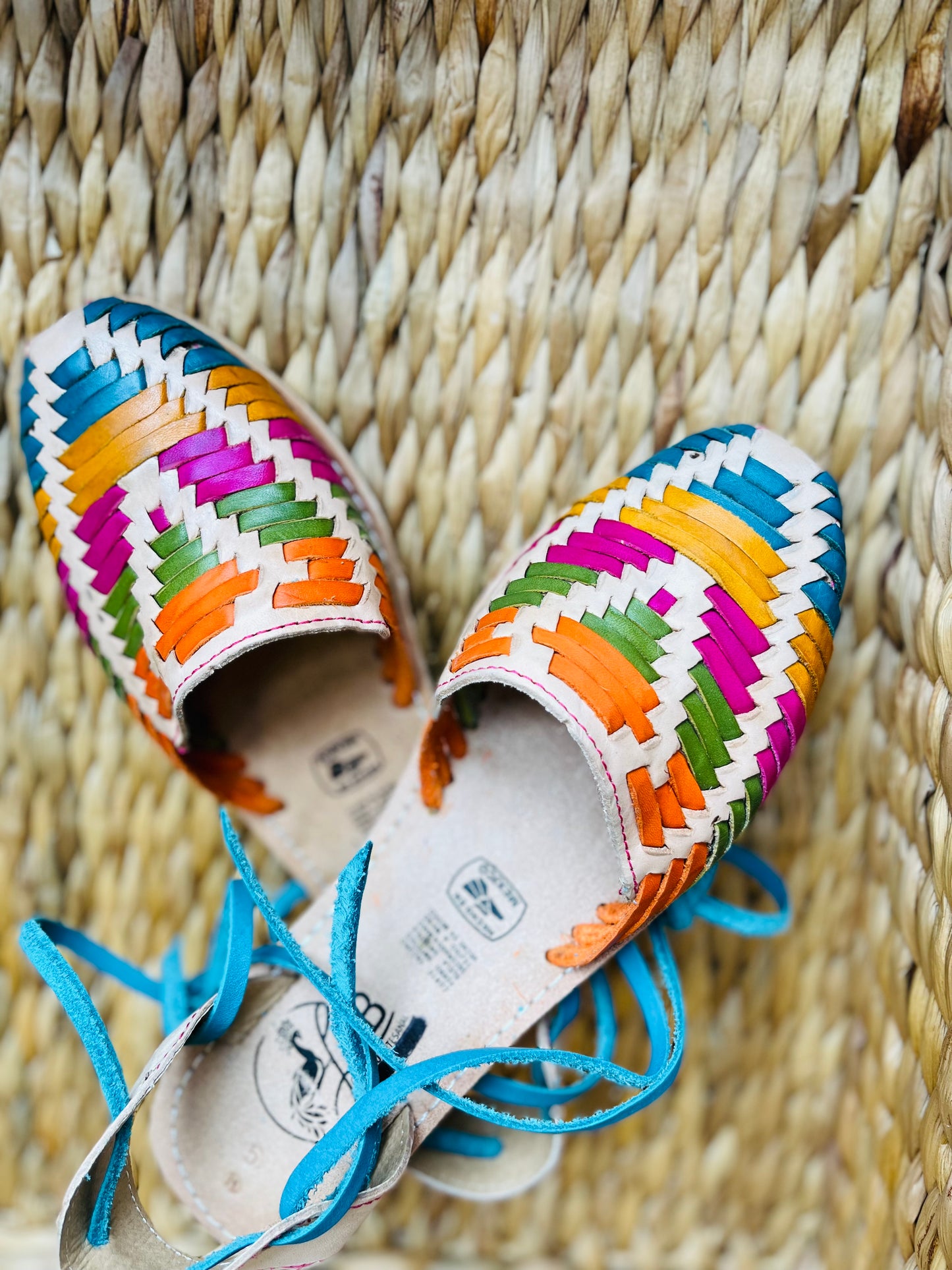 De Colores Lace Up Mexican Huaraches