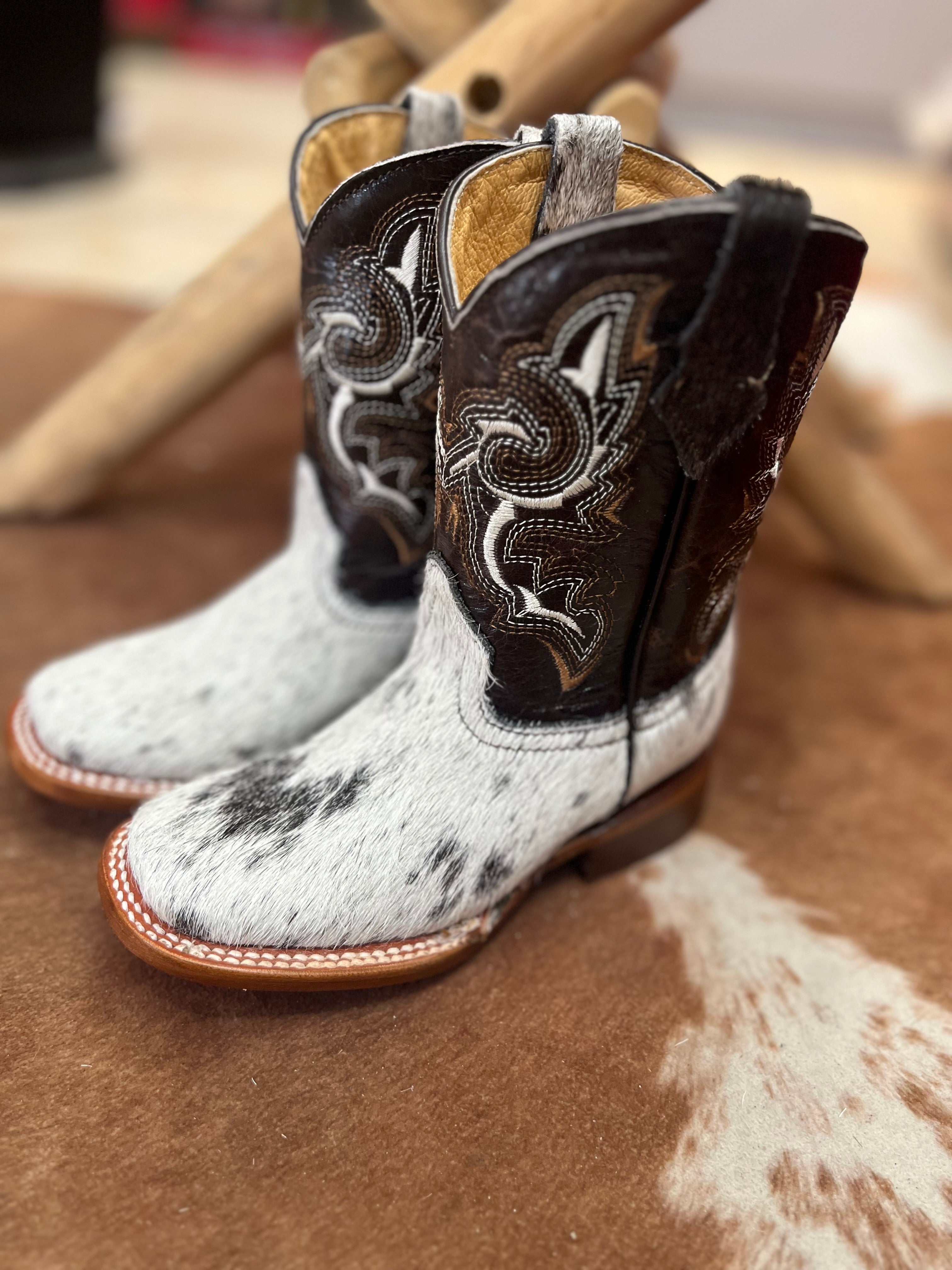 Cowhide boots store