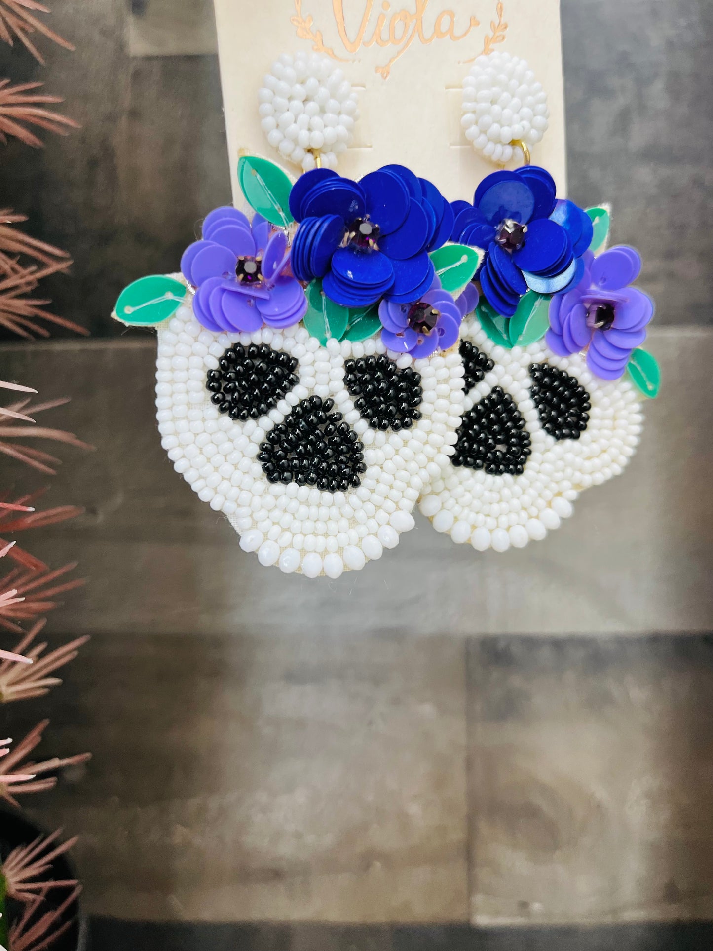 Pendientes de calavera florales