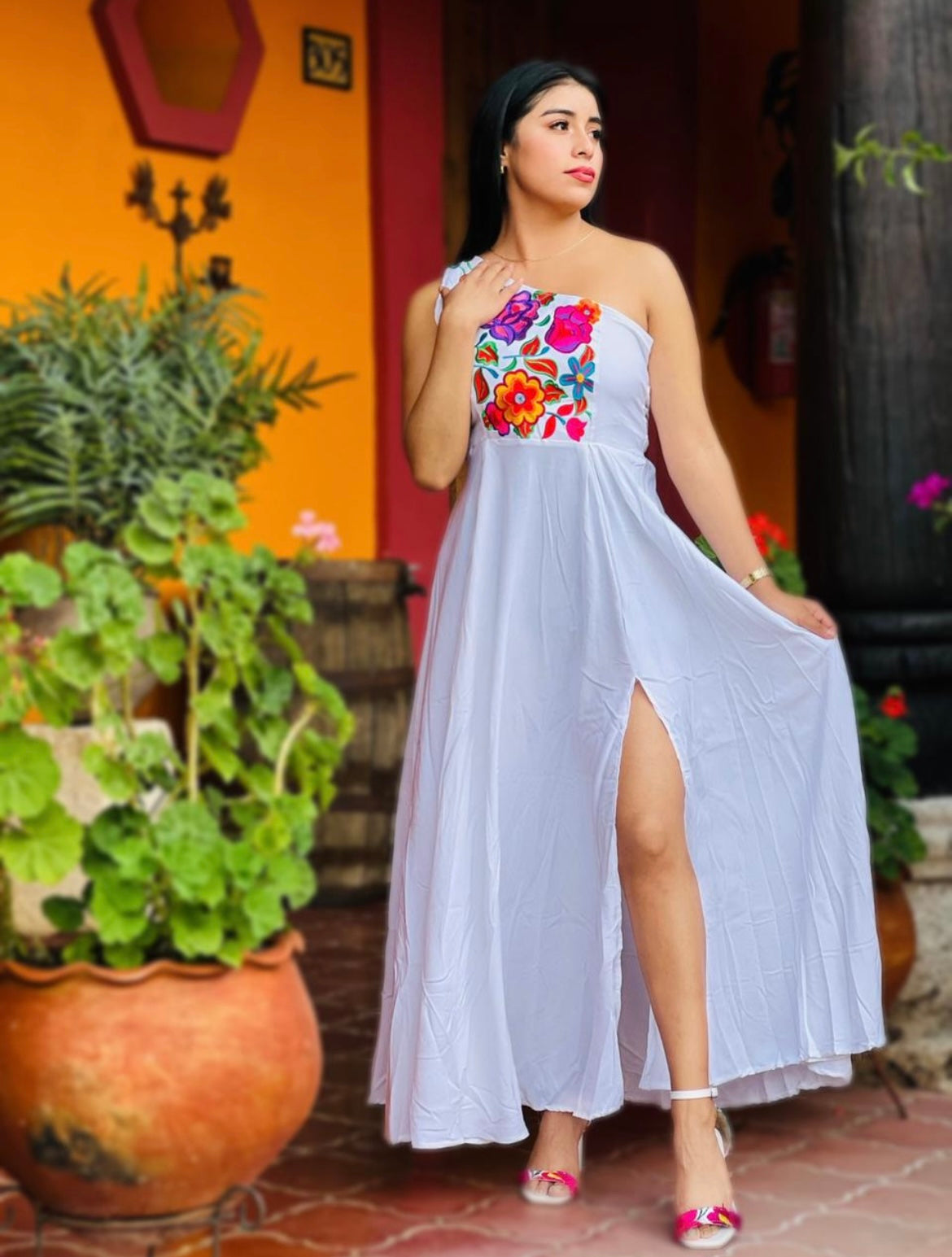 Vestido Aurora Embroidered Formal Mexican Dress Fiesta Latina Artisanal Boutique Vestido Aurora Embroidered Formal Mexican Dress Fiesta Latina Artisanal Boutique