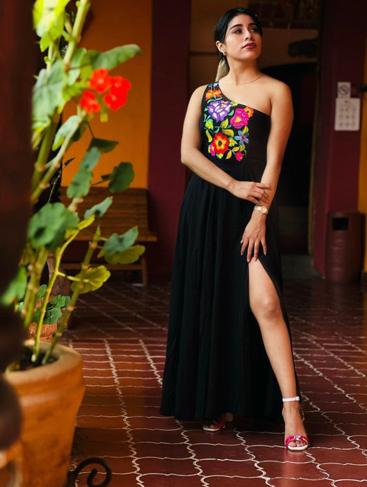 Vestido Aurora Embroidered Formal Mexican Dress