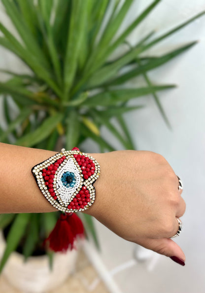 Pulsera en forma de corazón de mal de ojo 