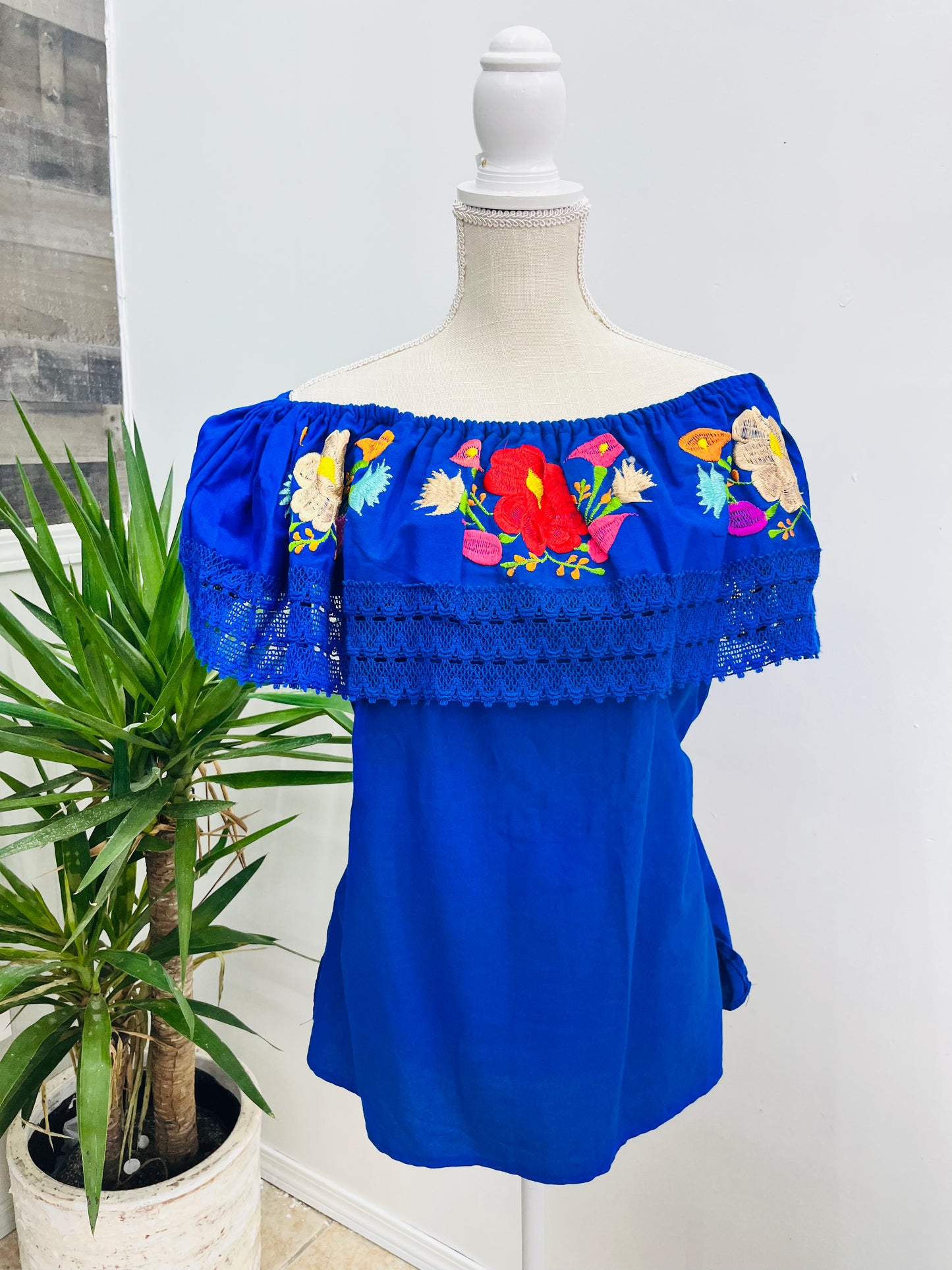 Blusa de Olán bordada