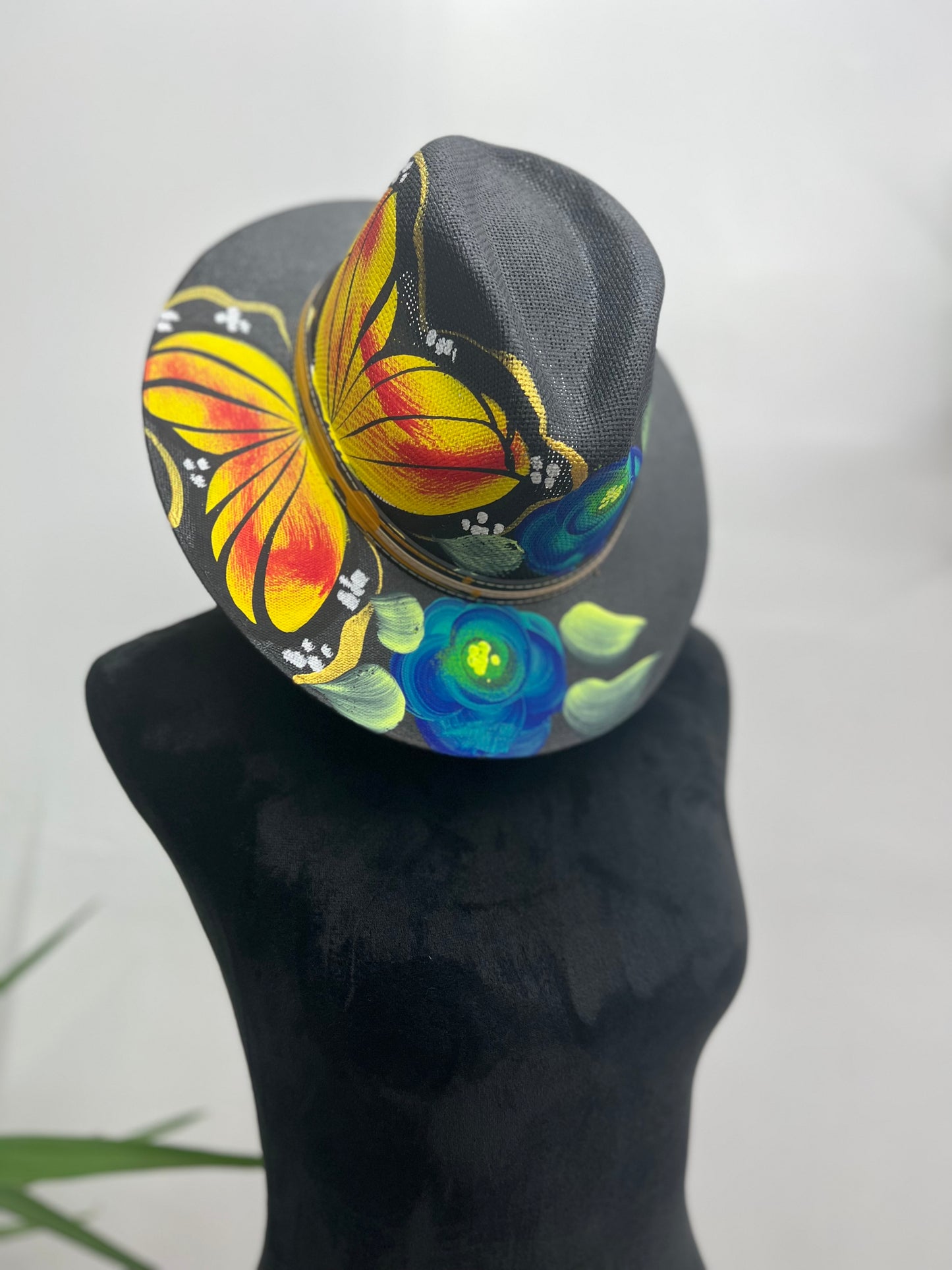 Sombreros Artesanos Negros Pintados A Mano Con Diseños