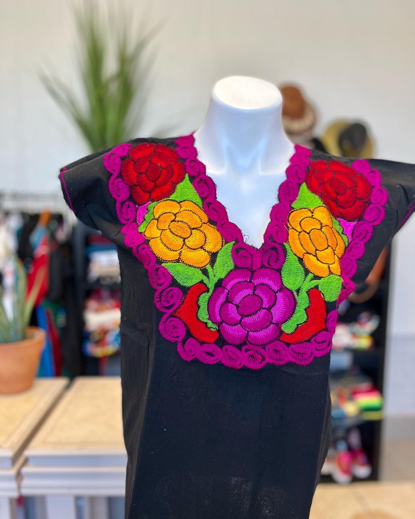 Dayamii Embroidery Mexican Blouse